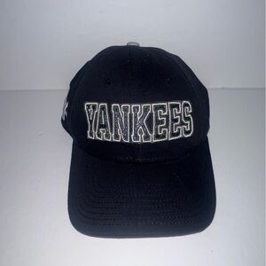 New York Yankees New Era Womens Baseball Hat Cap One Size Blue Glitter M8a